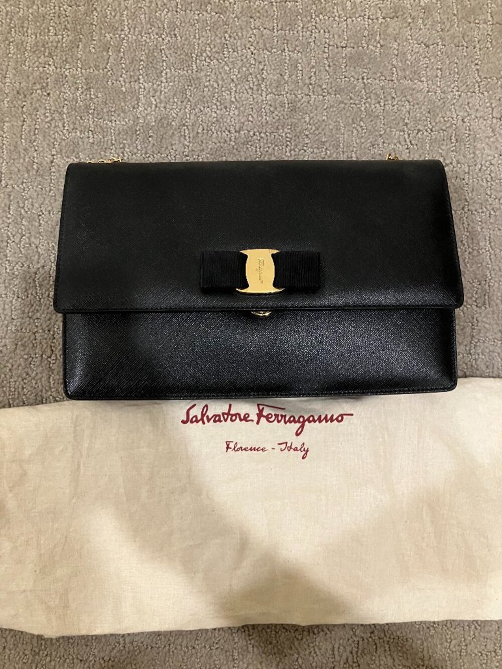 Ferragamo Miss Vara Bow Chain Crossbody Bag NWOT